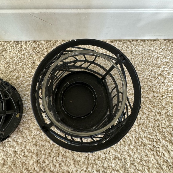 Set of 3 Spider Candle Holders - Picture 6 of 8